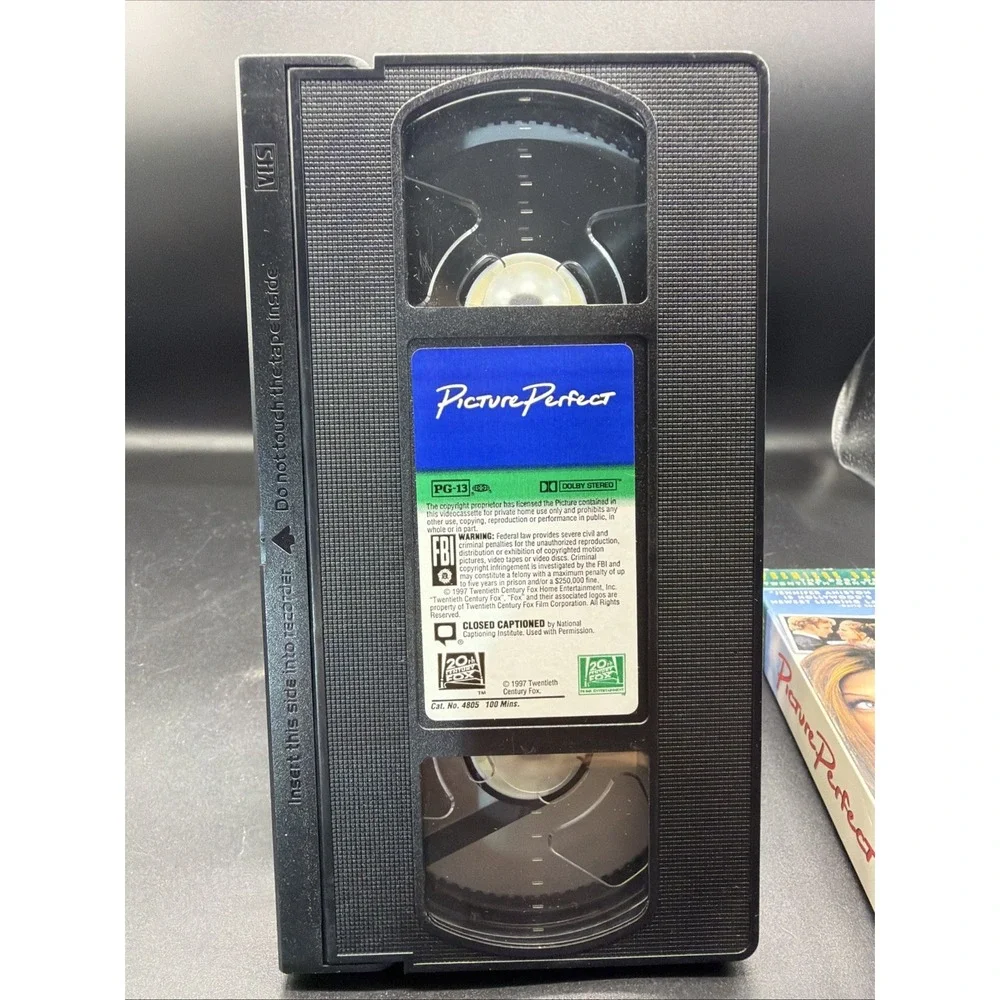 S14 - Picture Perfect (VHS, 1998)‎